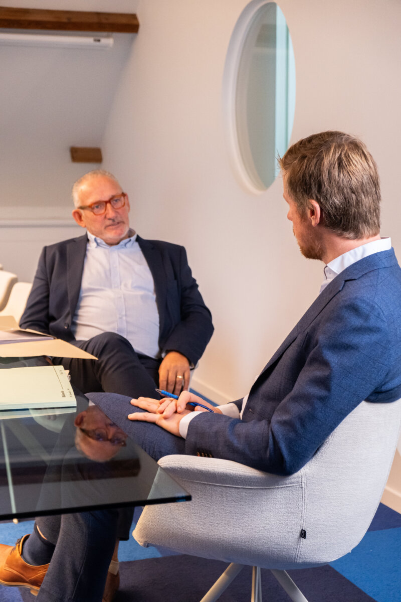 Deskundigen van KGSO in overleg